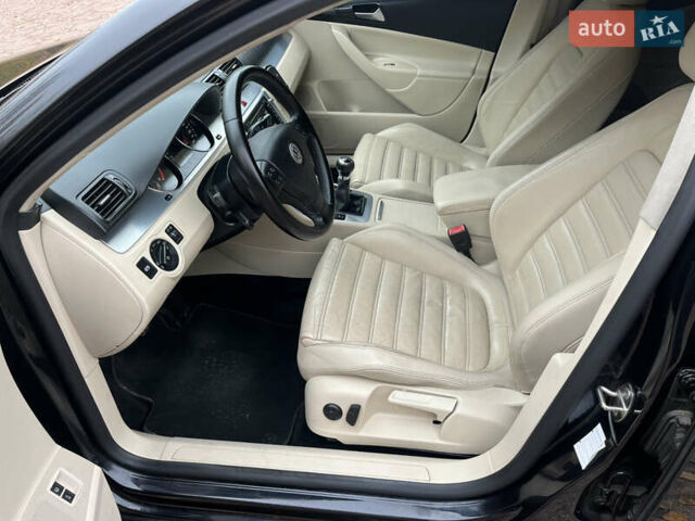 Черный Фольксваген Пассат, объемом двигателя 1.8 л и пробегом 245 тыс. км за 6999 $, фото 18 на Automoto.ua