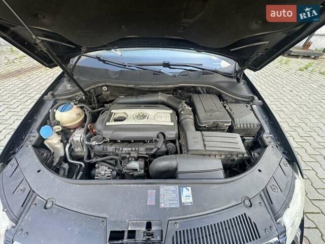 Чорний Фольксваген Пассат, об'ємом двигуна 1.8 л та пробігом 256 тис. км за 7000 $, фото 16 на Automoto.ua