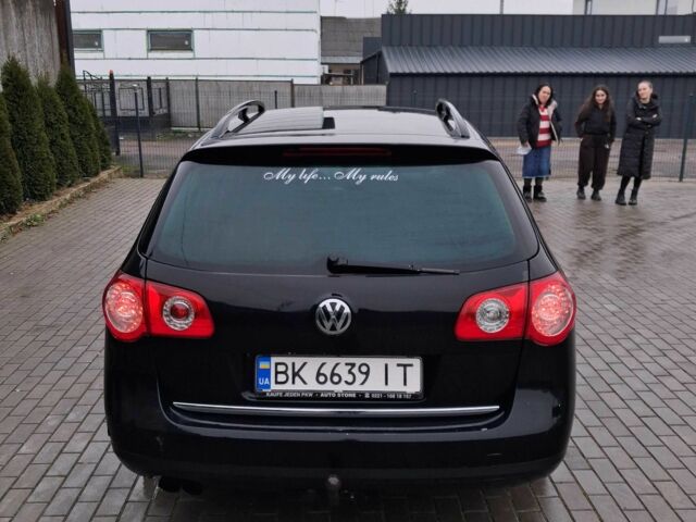 Черный Фольксваген Пассат, объемом двигателя 2 л и пробегом 273 тыс. км за 5800 $, фото 4 на Automoto.ua