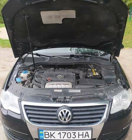 Черный Фольксваген Пассат, объемом двигателя 1.39 л и пробегом 234 тыс. км за 5999 $, фото 17 на Automoto.ua