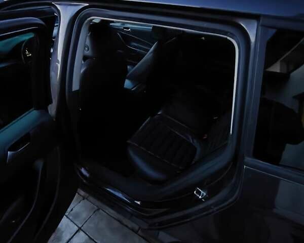 Чорний Фольксваген Пассат, об'ємом двигуна 2 л та пробігом 240 тис. км за 7300 $, фото 7 на Automoto.ua