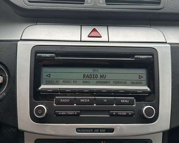 Черный Фольксваген Пассат, объемом двигателя 1.39 л и пробегом 275 тыс. км за 6300 $, фото 38 на Automoto.ua