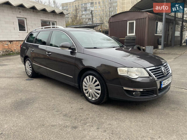 Чорний Фольксваген Пассат, об'ємом двигуна 1.97 л та пробігом 232 тис. км за 8700 $, фото 1 на Automoto.ua