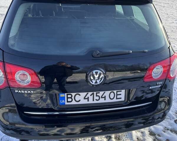 Черный Фольксваген Пассат, объемом двигателя 1.6 л и пробегом 273 тыс. км за 6500 $, фото 2 на Automoto.ua