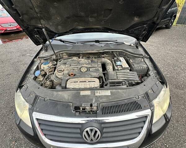 Черный Фольксваген Пассат, объемом двигателя 1.39 л и пробегом 275 тыс. км за 6300 $, фото 44 на Automoto.ua