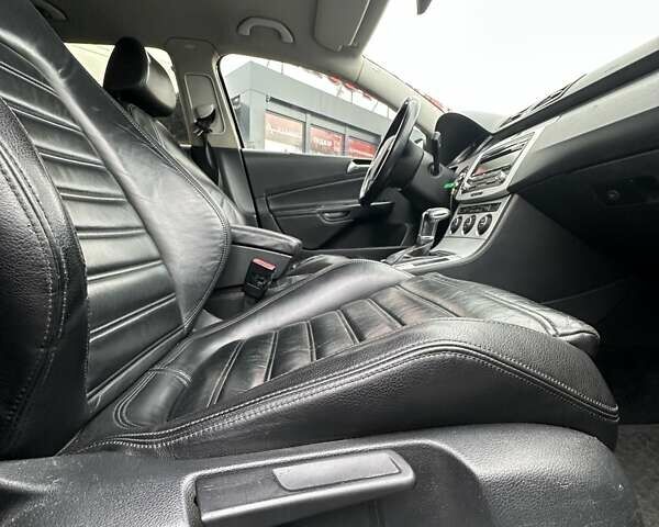 Черный Фольксваген Пассат, объемом двигателя 1.39 л и пробегом 275 тыс. км за 6300 $, фото 19 на Automoto.ua