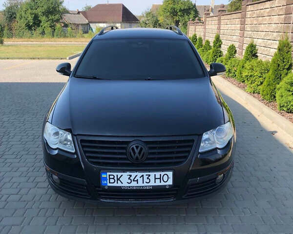Черный Фольксваген Пассат, объемом двигателя 1.97 л и пробегом 378 тыс. км за 6300 $, фото 1 на Automoto.ua