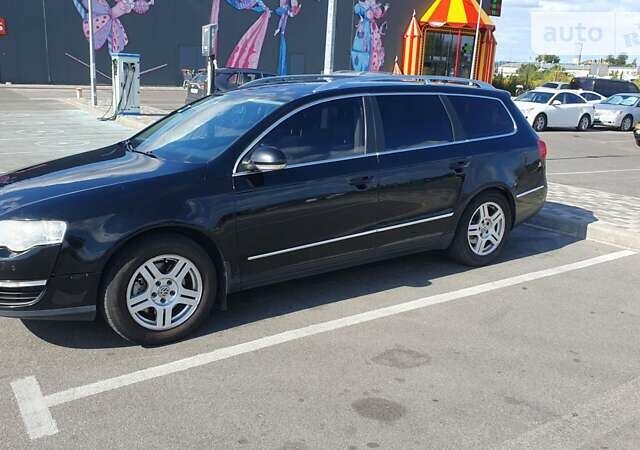 Черный Фольксваген Пассат, объемом двигателя 1.39 л и пробегом 275 тыс. км за 7300 $, фото 3 на Automoto.ua