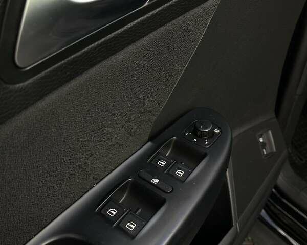 Черный Фольксваген Пассат, объемом двигателя 1.4 л и пробегом 239 тыс. км за 6100 $, фото 1 на Automoto.ua