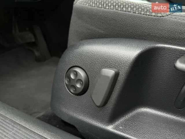 Черный Фольксваген Пассат, объемом двигателя 1.4 л и пробегом 246 тыс. км за 6400 $, фото 45 на Automoto.ua