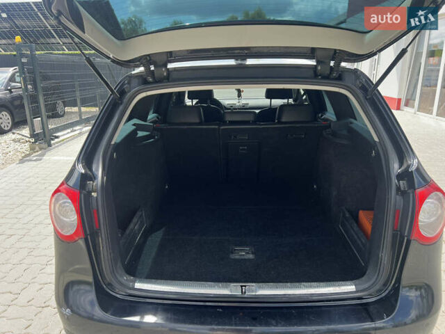 Черный Фольксваген Пассат, объемом двигателя 1.97 л и пробегом 286 тыс. км за 7000 $, фото 7 на Automoto.ua