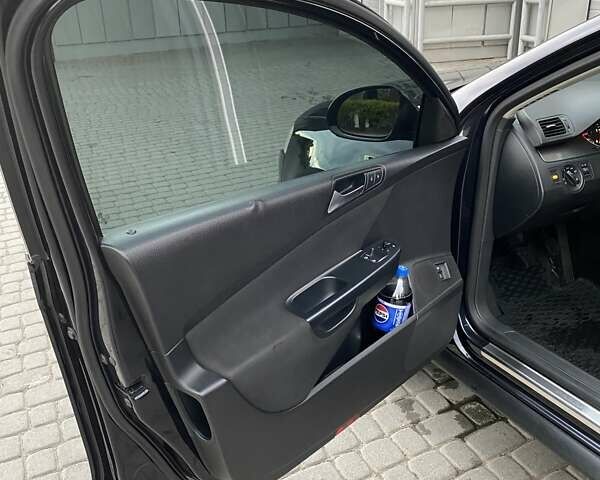 Чорний Фольксваген Пассат, об'ємом двигуна 1.97 л та пробігом 280 тис. км за 8700 $, фото 7 на Automoto.ua