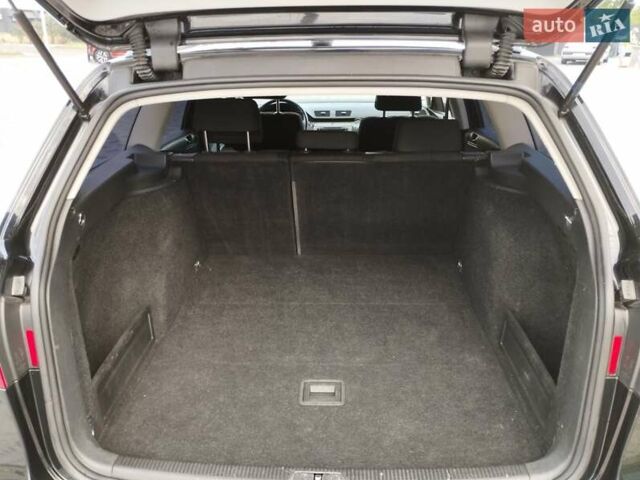 Черный Фольксваген Пассат, объемом двигателя 1.6 л и пробегом 249 тыс. км за 7900 $, фото 7 на Automoto.ua