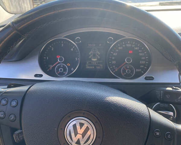 Чорний Фольксваген Пассат, об'ємом двигуна 1.97 л та пробігом 306 тис. км за 7600 $, фото 11 на Automoto.ua