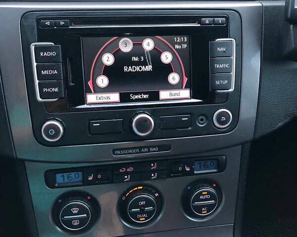 Черный Фольксваген Пассат, объемом двигателя 1.97 л и пробегом 378 тыс. км за 6300 $, фото 10 на Automoto.ua