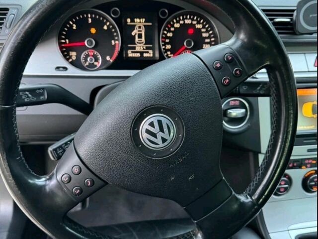 Чорний Фольксваген Пассат, об'ємом двигуна 2 л та пробігом 270 тис. км за 6800 $, фото 8 на Automoto.ua