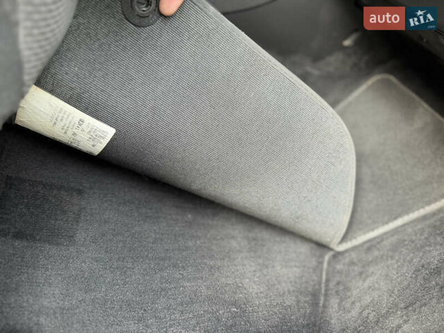 Черный Фольксваген Пассат, объемом двигателя 1.4 л и пробегом 246 тыс. км за 6400 $, фото 75 на Automoto.ua