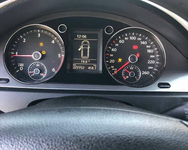 Черный Фольксваген Пассат, объемом двигателя 1.97 л и пробегом 378 тыс. км за 6300 $, фото 14 на Automoto.ua