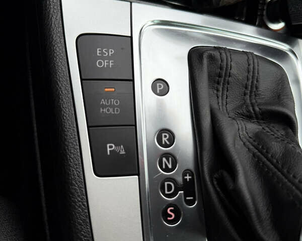 Черный Фольксваген Пассат, объемом двигателя 1.4 л и пробегом 246 тыс. км за 6400 $, фото 52 на Automoto.ua