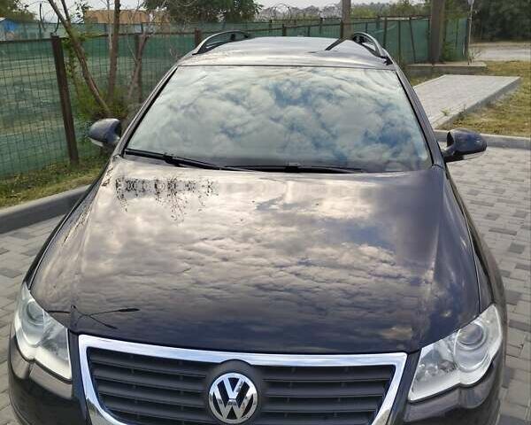 Черный Фольксваген Пассат, объемом двигателя 1.6 л и пробегом 249 тыс. км за 7900 $, фото 4 на Automoto.ua