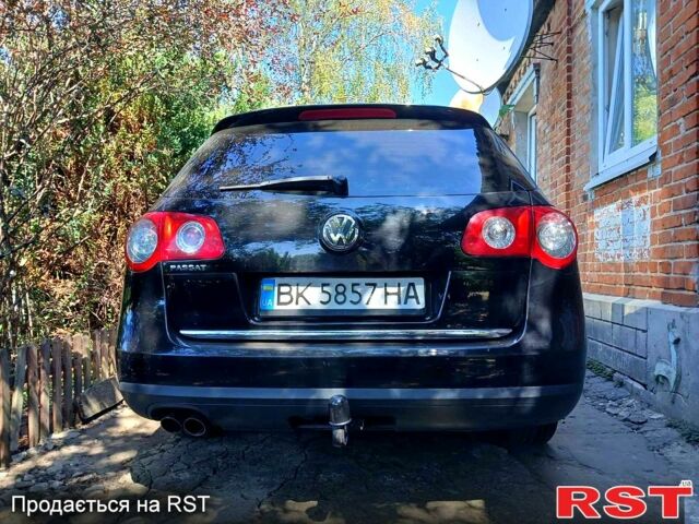 Чорний Фольксваген Пассат, об'ємом двигуна 2 л та пробігом 360 тис. км за 5500 $, фото 1 на Automoto.ua