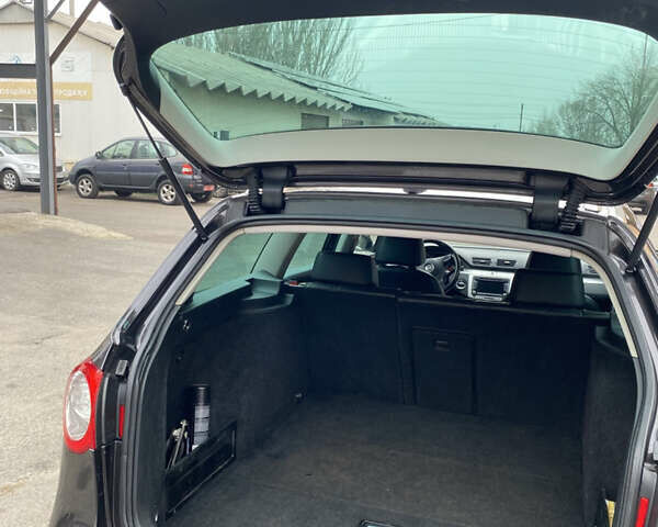 Чорний Фольксваген Пассат, об'ємом двигуна 1.97 л та пробігом 232 тис. км за 8700 $, фото 5 на Automoto.ua