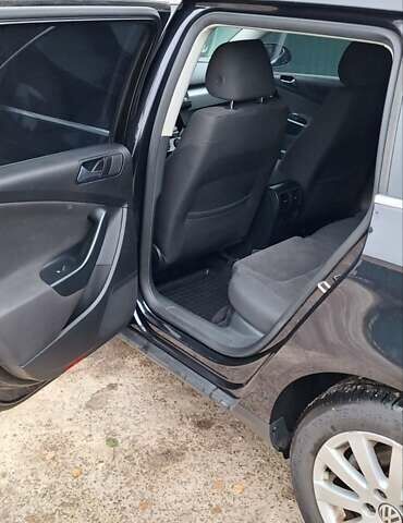 Черный Фольксваген Пассат, объемом двигателя 1.8 л и пробегом 280 тыс. км за 7000 $, фото 10 на Automoto.ua