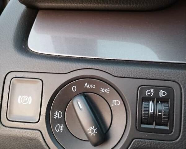 Черный Фольксваген Пассат, объемом двигателя 1.6 л и пробегом 249 тыс. км за 7900 $, фото 11 на Automoto.ua