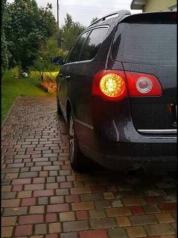 Черный Фольксваген Пассат, объемом двигателя 1.4 л и пробегом 249 тыс. км за 6200 $, фото 4 на Automoto.ua