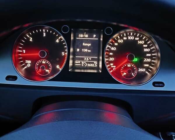 Чорний Фольксваген Пассат, об'ємом двигуна 2 л та пробігом 240 тис. км за 7300 $, фото 12 на Automoto.ua