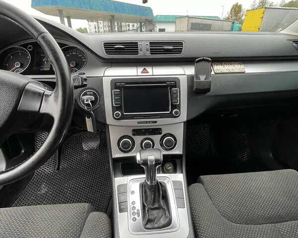 Чорний Фольксваген Пассат, об'ємом двигуна 1.97 л та пробігом 308 тис. км за 8300 $, фото 15 на Automoto.ua