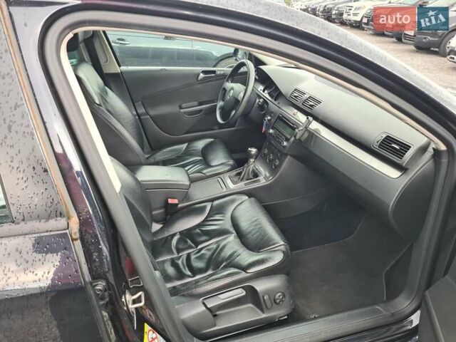 Чорний Фольксваген Пассат, об'ємом двигуна 1.97 л та пробігом 281 тис. км за 6555 $, фото 6 на Automoto.ua