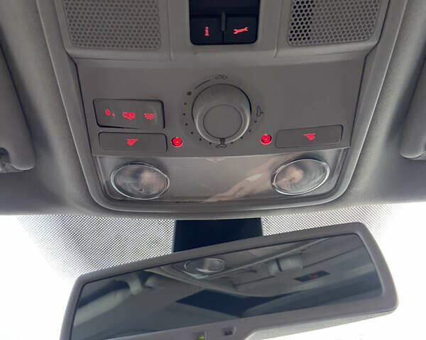 Черный Фольксваген Пассат, объемом двигателя 1.97 л и пробегом 383 тыс. км за 6900 $, фото 12 на Automoto.ua