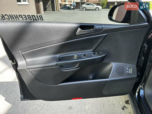 Черный Фольксваген Пассат, объемом двигателя 1.8 л и пробегом 302 тыс. км за 7950 $, фото 8 на Automoto.ua