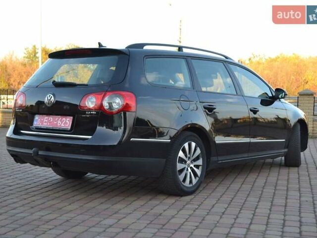 Черный Фольксваген Пассат, объемом двигателя 2 л и пробегом 245 тыс. км за 8700 $, фото 11 на Automoto.ua