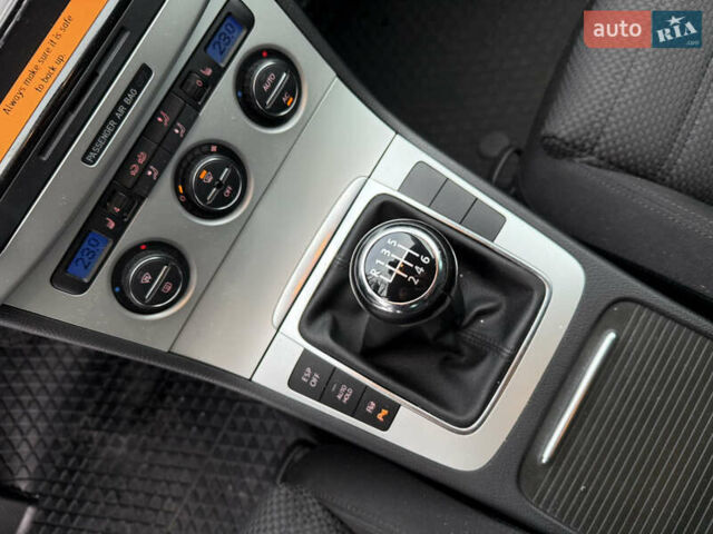 Черный Фольксваген Пассат, объемом двигателя 1.39 л и пробегом 238 тыс. км за 5950 $, фото 33 на Automoto.ua