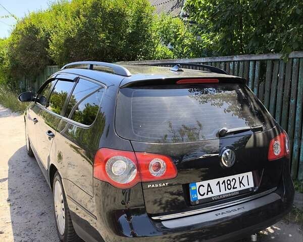 Черный Фольксваген Пассат, объемом двигателя 1.6 л и пробегом 200 тыс. км за 6800 $, фото 2 на Automoto.ua