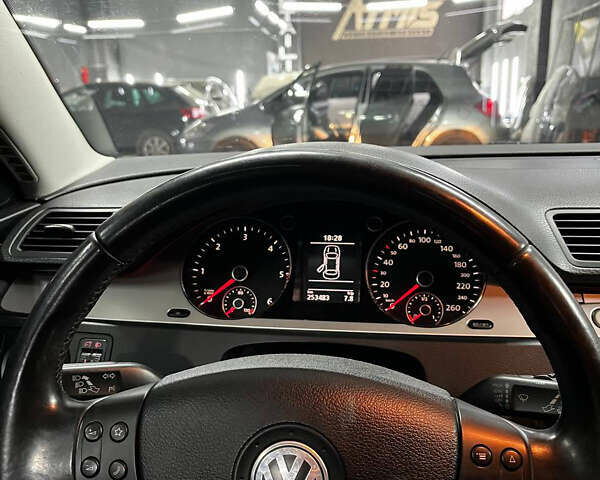 Черный Фольксваген Пассат, объемом двигателя 1.97 л и пробегом 370 тыс. км за 6800 $, фото 3 на Automoto.ua