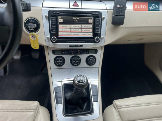 Черный Фольксваген Пассат, объемом двигателя 1.8 л и пробегом 245 тыс. км за 6999 $, фото 26 на Automoto.ua