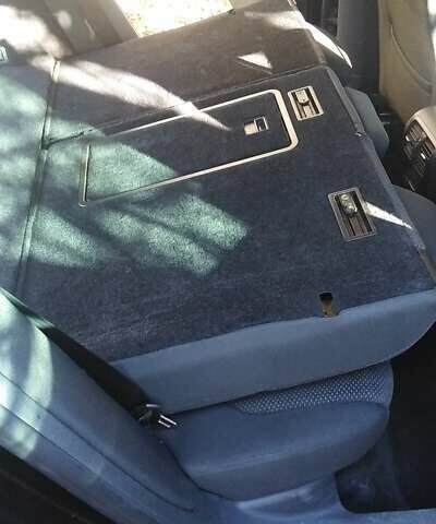 Чорний Фольксваген Пассат, об'ємом двигуна 2 л та пробігом 258 тис. км за 7900 $, фото 16 на Automoto.ua