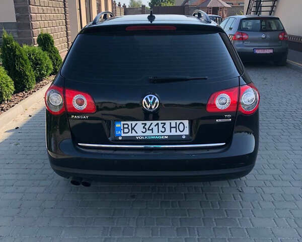 Черный Фольксваген Пассат, объемом двигателя 1.97 л и пробегом 378 тыс. км за 6300 $, фото 4 на Automoto.ua