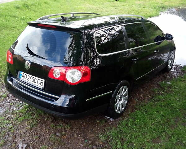 Чорний Фольксваген Пассат, об'ємом двигуна 2 л та пробігом 290 тис. км за 7700 $, фото 2 на Automoto.ua