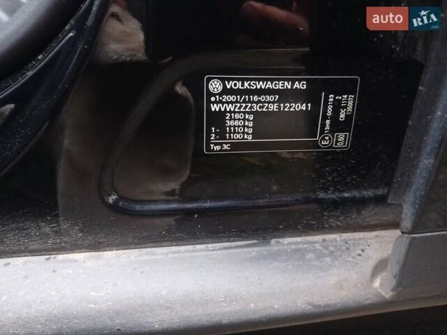 Черный Фольксваген Пассат, объемом двигателя 2 л и пробегом 320 тыс. км за 8100 $, фото 21 на Automoto.ua