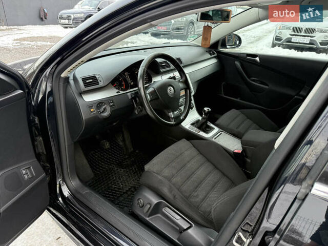 Черный Фольксваген Пассат, объемом двигателя 1.39 л и пробегом 238 тыс. км за 5950 $, фото 24 на Automoto.ua