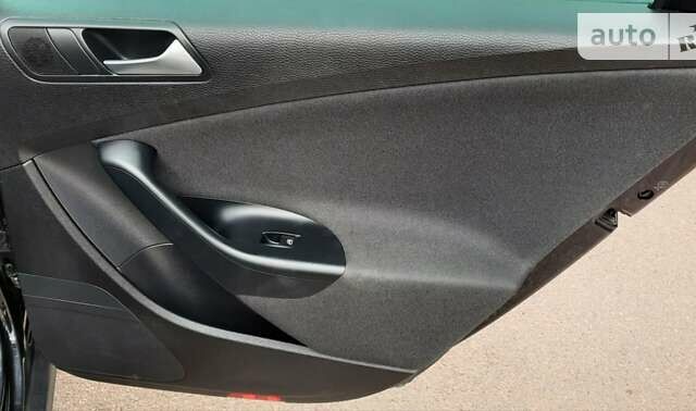 Чорний Фольксваген Пассат, об'ємом двигуна 1.8 л та пробігом 238 тис. км за 6950 $, фото 13 на Automoto.ua