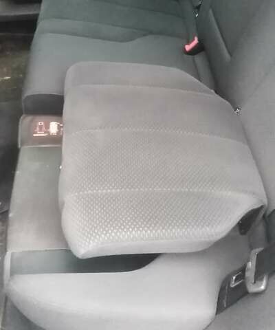 Чорний Фольксваген Пассат, об'ємом двигуна 2 л та пробігом 258 тис. км за 7900 $, фото 3 на Automoto.ua