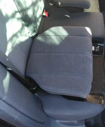 Чорний Фольксваген Пассат, об'ємом двигуна 2 л та пробігом 258 тис. км за 7900 $, фото 14 на Automoto.ua