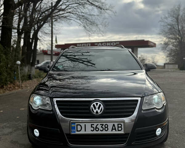 Черный Фольксваген Пассат, объемом двигателя 2 л и пробегом 263 тыс. км за 6100 $, фото 1 на Automoto.ua