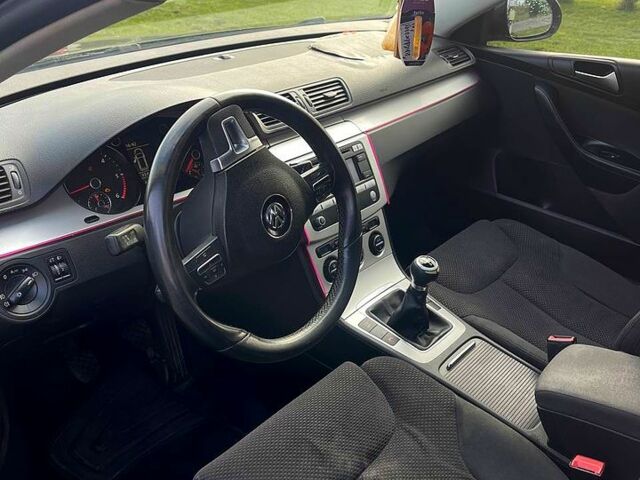 Чорний Фольксваген Пассат, об'ємом двигуна 2 л та пробігом 0 тис. км за 5300 $, фото 8 на Automoto.ua