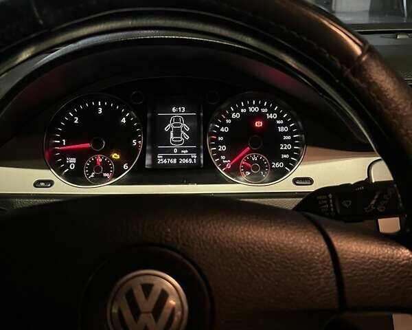 Черный Фольксваген Пассат, объемом двигателя 1.97 л и пробегом 240 тыс. км за 7200 $, фото 8 на Automoto.ua